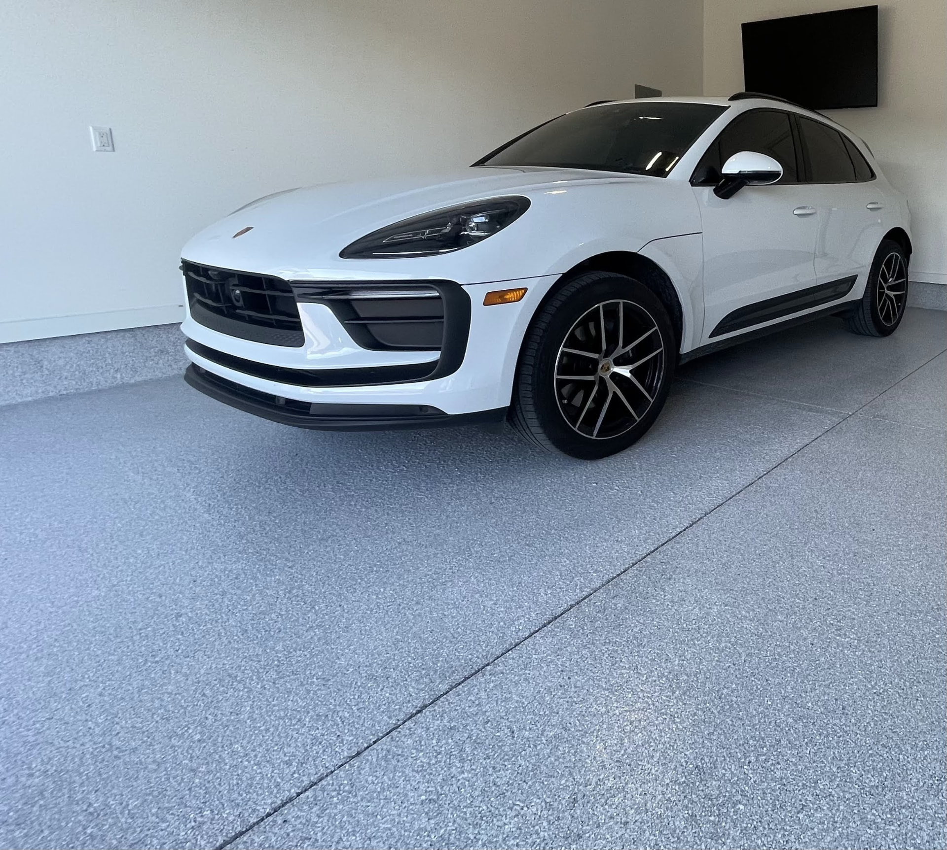 Garages concrete coating